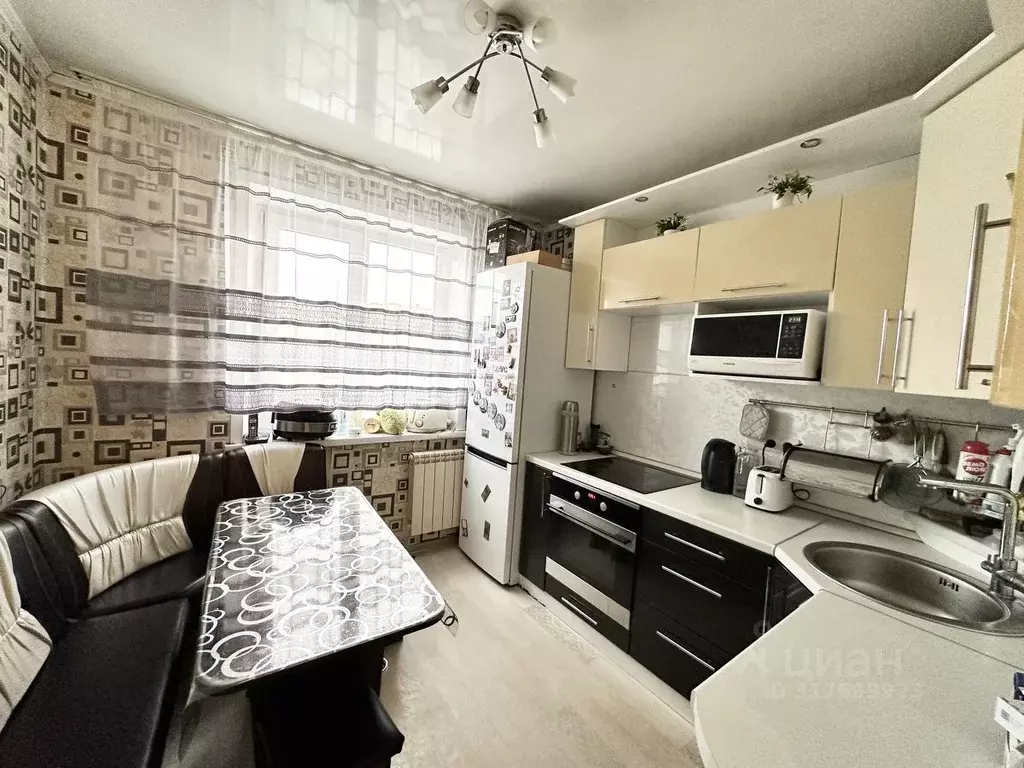 4-к кв. Кемеровская область, Прокопьевск ул. Есенина, 74 (76.5 м) - Фото 0