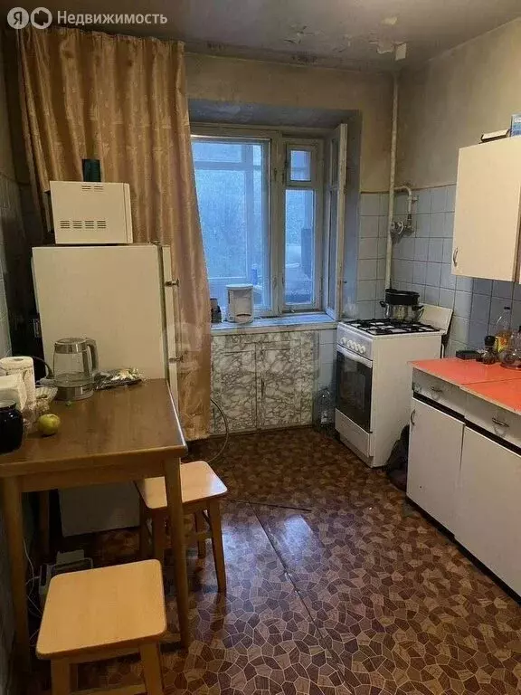 3-комнатная квартира: Нижний Новгород, Трудовая улица, 6 (64.8 м) - Фото 1