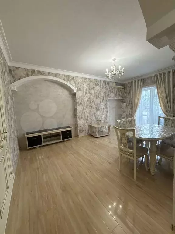 3-к. квартира, 74 м, 2/4 эт. - Фото 1