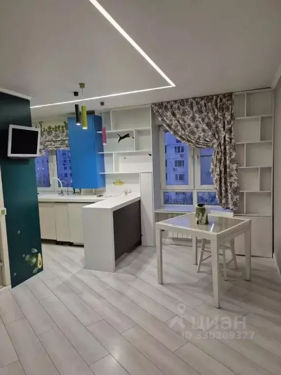 3-к кв. Москва ул. Героев Панфиловцев, 9К2 (58.0 м) - Фото 1