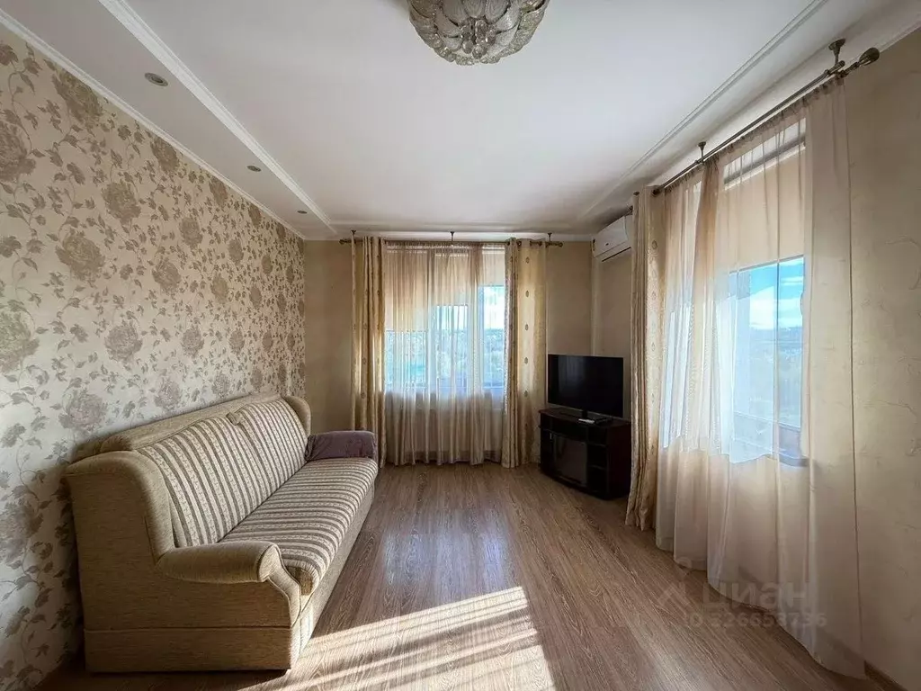 1-к кв. Крым, Симферополь ул. Ковыльная, 92 (50.0 м) - Фото 1