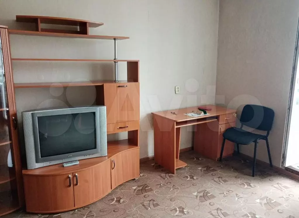 1-к. квартира, 42 м, 5/5 эт. - Фото 1