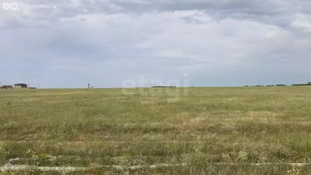 Участок в посёлок городского типа Новоозёрное, Донузлавская улица ... - Фото 1