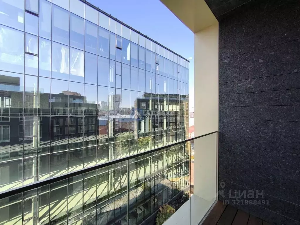 1-к кв. Тюменская область, Тюмень Первомайская ул., 1А (72.6 м) - Фото 1