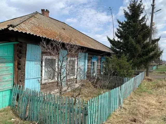 Дом в Красноярский край, Березовский район, Есаульский сельсовет, с. ... - Фото 1