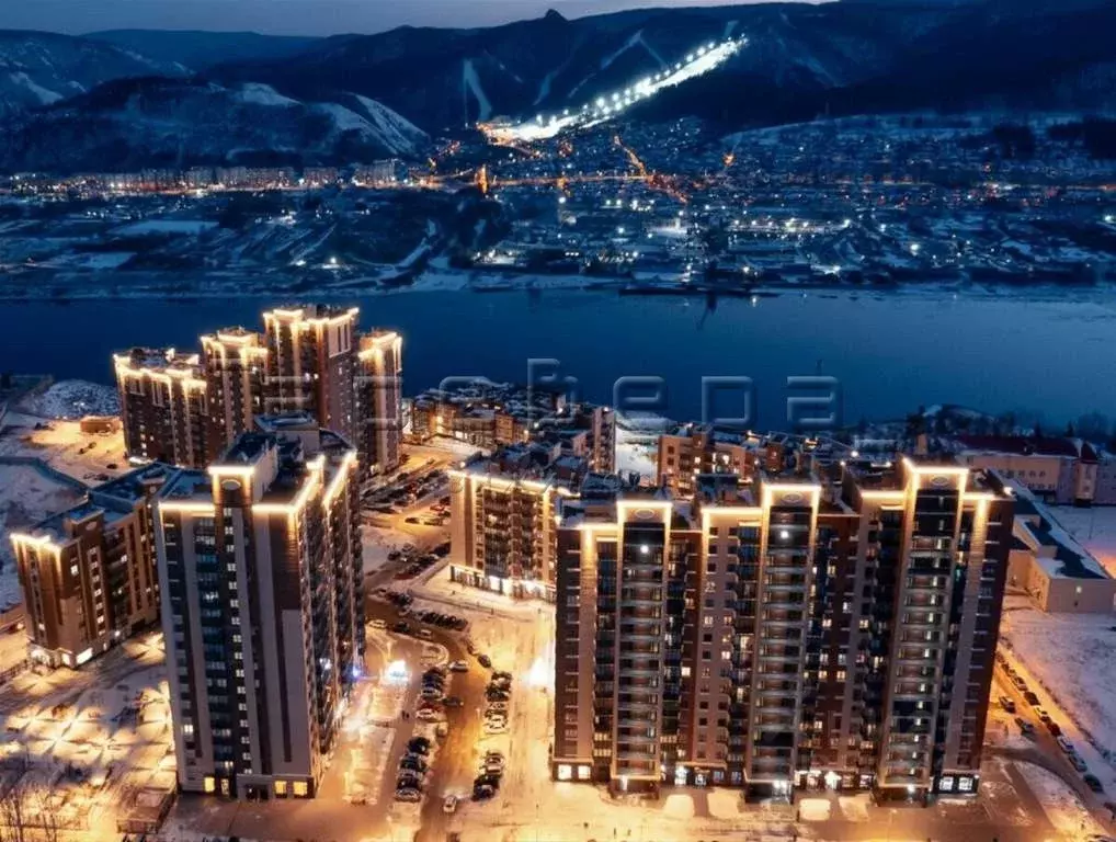 Помещение свободного назначения в Красноярский край, Красноярск ул. ... - Фото 1