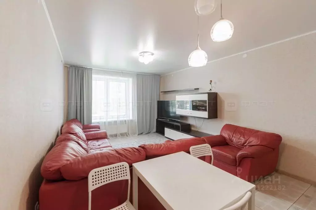3-к кв. Татарстан, Казань ул. Азата Аббасова, 10 (82.3 м) - Фото 1