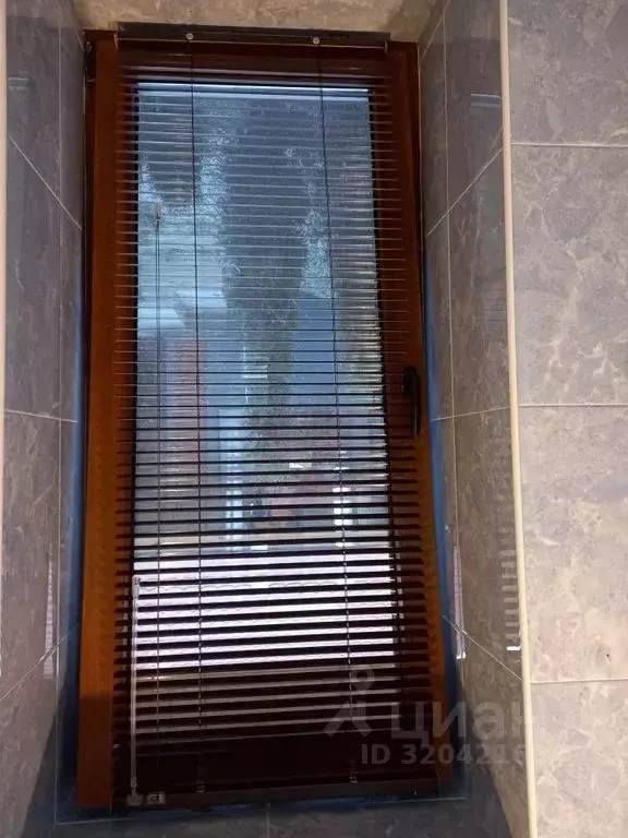 Дом в Крым, Евпатория городской округ, Заозерное пгт ул. Аллея Дружбы, ... - Фото 2