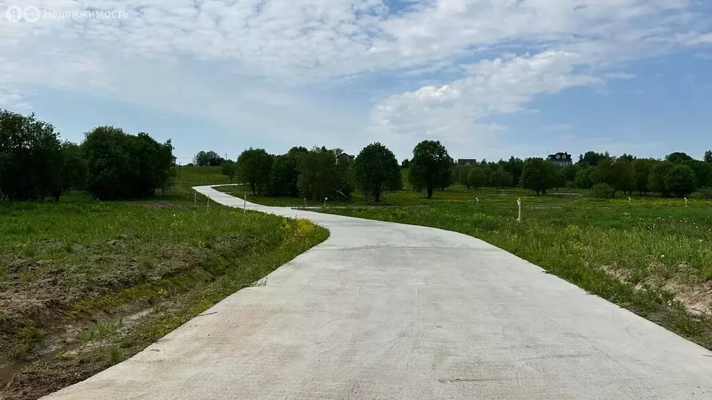 Участок в село Озерецкое, Садовая улица (9.8 м) - Фото 1