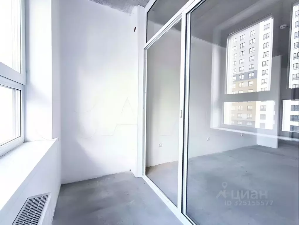 Студия Красноярский край, Красноярск ул. Апрельская, 9А (24.5 м) - Фото 1