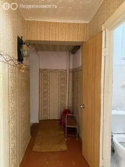 3-комнатная квартира: Губкин, улица Фрунзе, 17А (56 м) - Фото 0