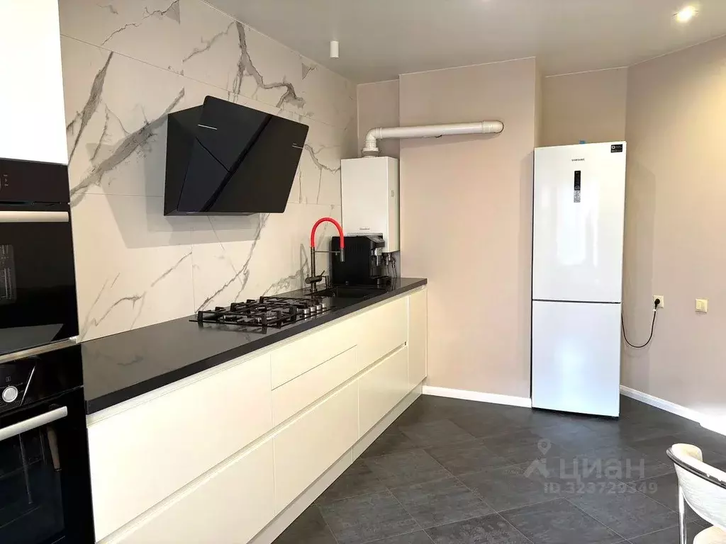 2-к кв. Волгоградская область, Волгоград ул. Имени Ивана Морозова, 3 ... - Фото 2