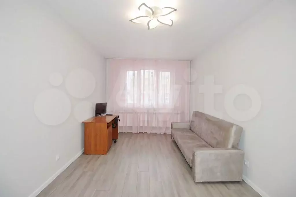 1-к. квартира, 40 м, 1/12 эт. - Фото 0