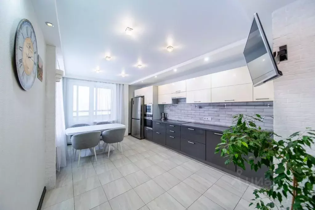 4-к кв. Санкт-Петербург ул. Оптиков, 45к1 (105.1 м) - Фото 2