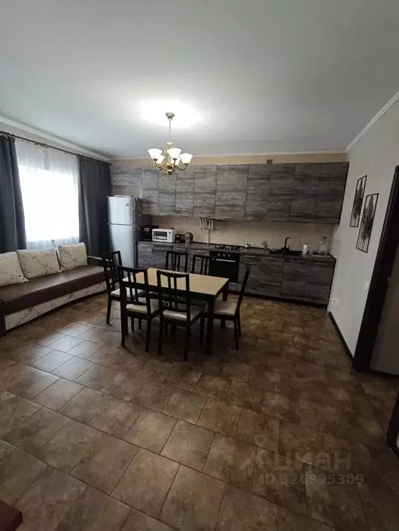 Коттедж в Воронежская область, Воронеж ул. Обороны революции (202 м) - Фото 1