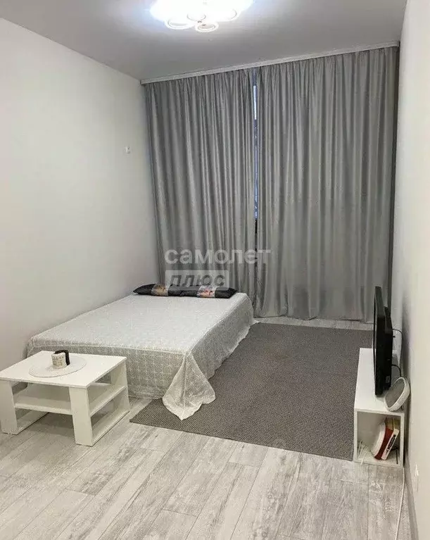 Студия Тюменская область, Тюмень ул. Первооткрывателей, 10 (25.6 м) - Фото 1