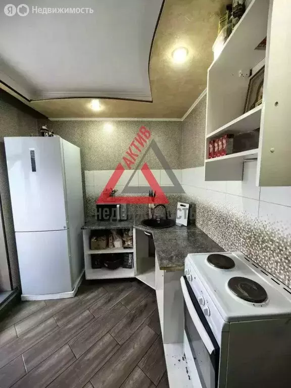 1-комнатная квартира: Каменск-Уральский, улица Кутузова, 24А (31.8 м) - Фото 2