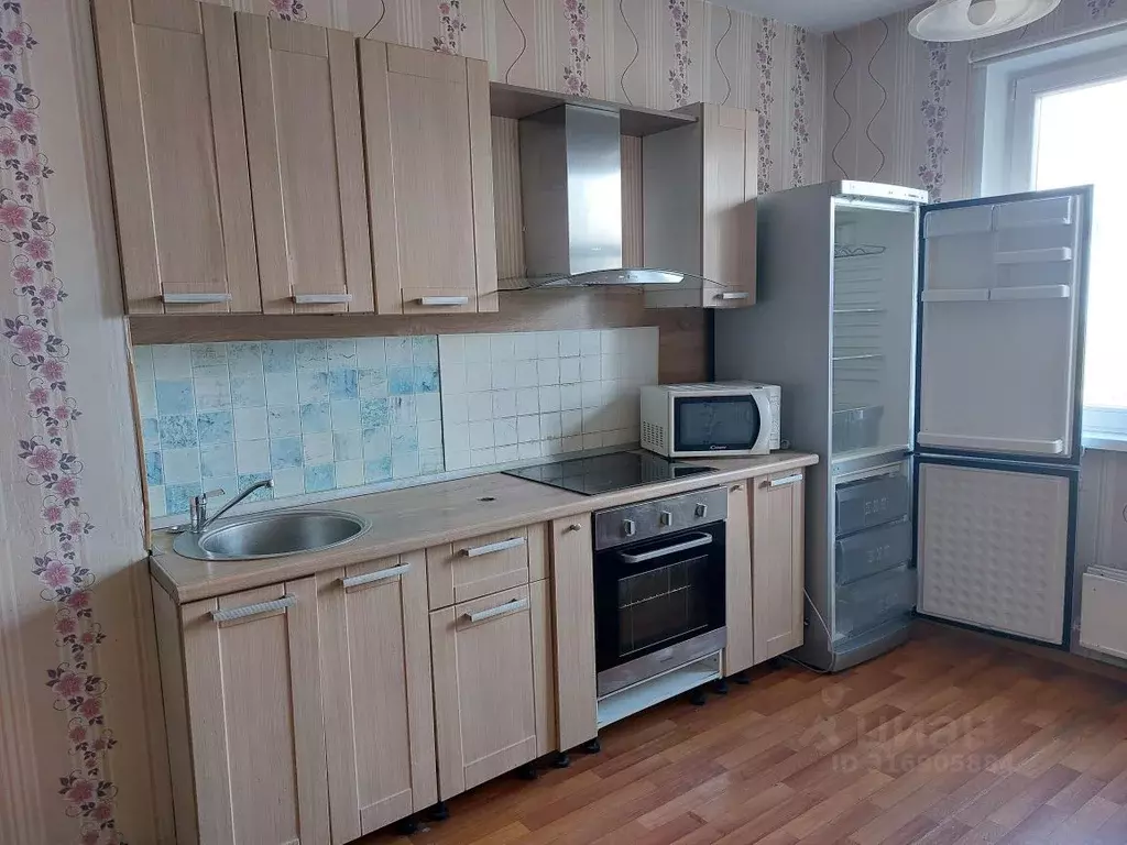 3-к кв. Красноярский край, Красноярск Николаевка мкр, ул. Корнеева, ... - Фото 0