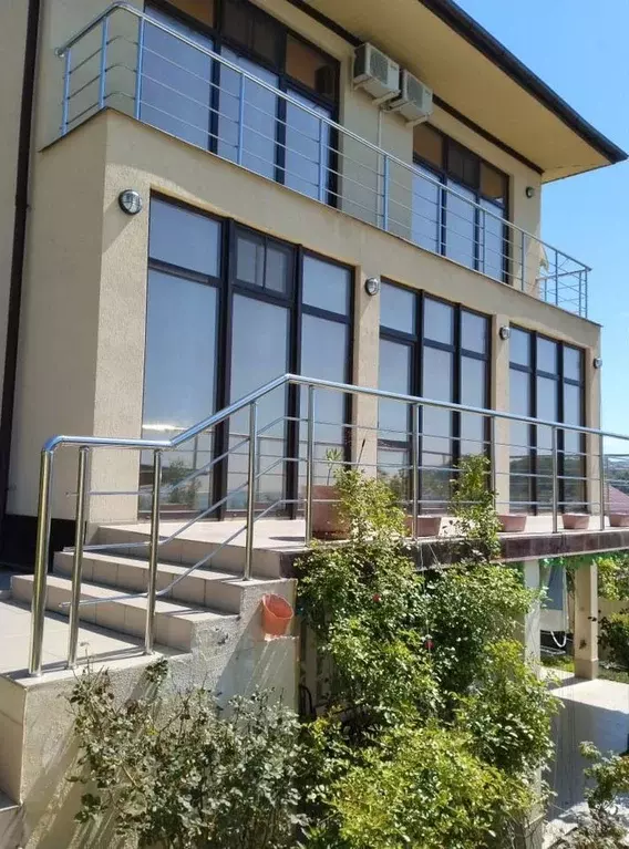 Дом в Краснодарский край, Сочи пос. Вардане,  (278 м) - Фото 1