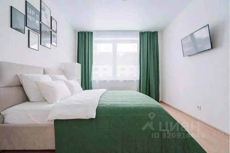 1-к кв. Свердловская область, Екатеринбург ул. Азина, 25 (43.0 м) - Фото 2