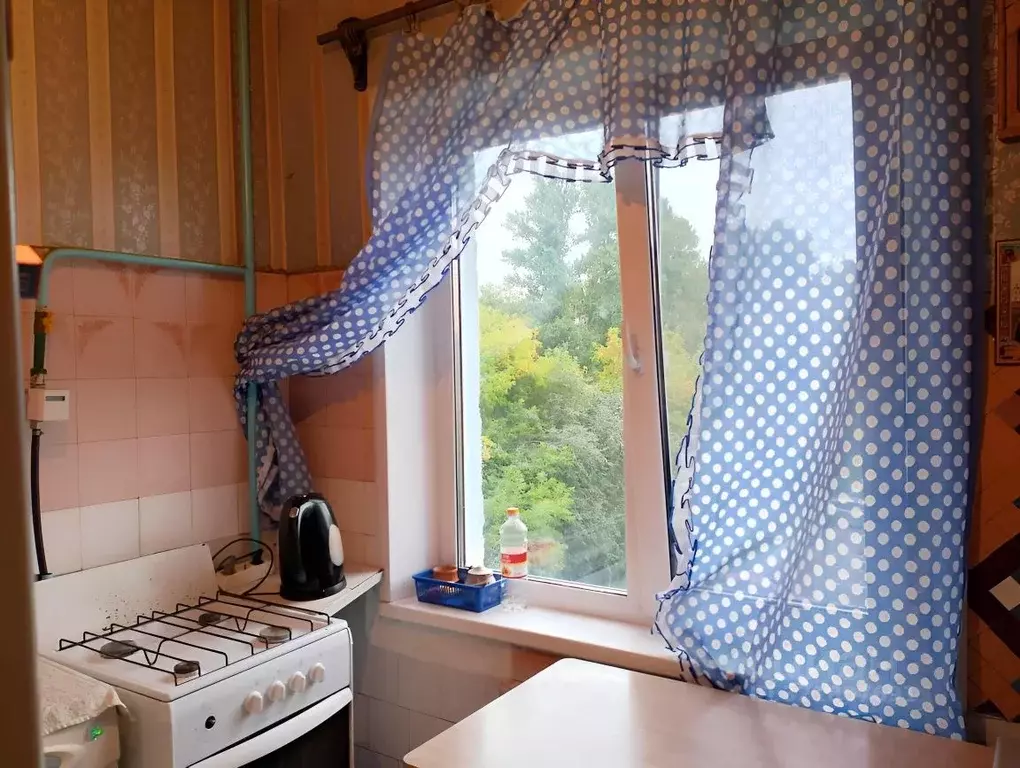 2-к кв. Омская область, Омск Городок Нефтяников мкр, ул. ... - Фото 1