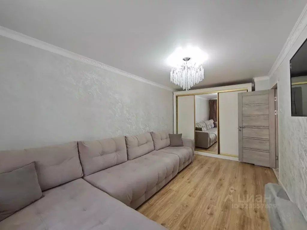 2-к кв. Чеченская республика, Грозный ул. Новаторов, 17 (50.0 м) - Фото 1