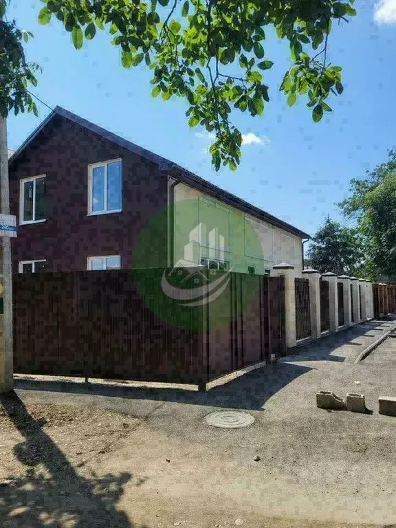 Дом в Ставропольский край, Ессентуки Ильинская ул., 10В (240 м) - Фото 1
