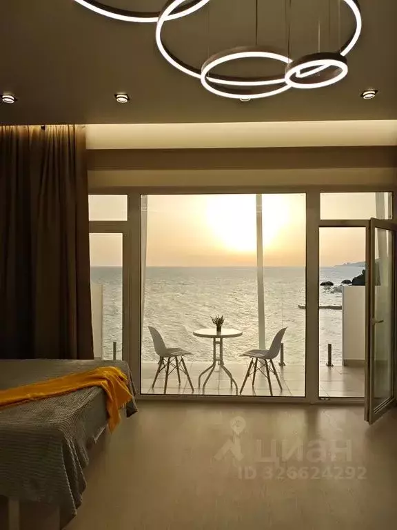 1-к кв. Крым, Ялта муниципальный округ, Береговое пгт ул. Кипарисная, ... - Фото 1