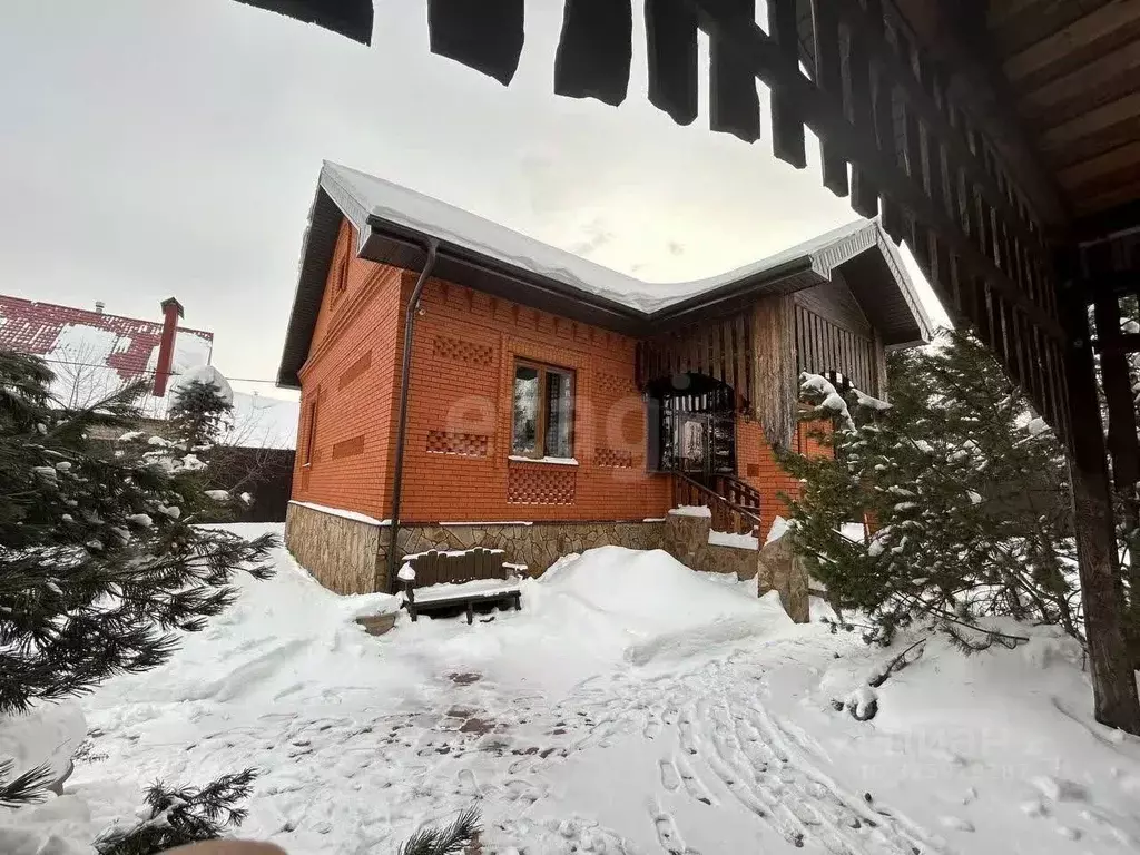 Дом в Татарстан, Пестречинский район, Кощаковское с/пос, д. Званка ул. ... - Фото 1