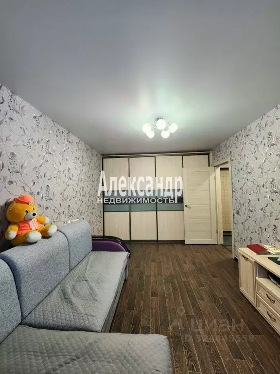 2-к кв. Ленинградская область, Кириши ул. Нефтехимиков, 6 (46.4 м) - Фото 2