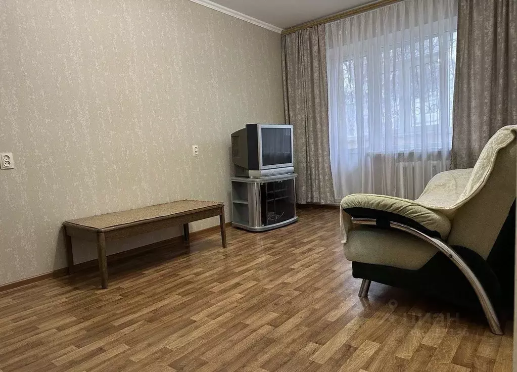 1-к кв. Крым, Симферополь ул. 1-й Конной армии, 74 (34.0 м) - Фото 1