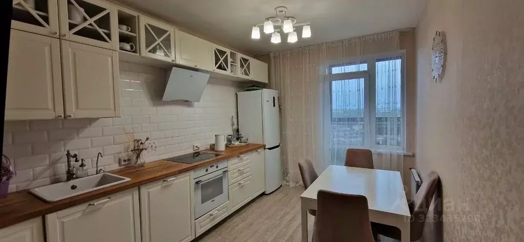 3-к кв. Свердловская область, Екатеринбург ул. Героев России, 35 (89.9 ... - Фото 1