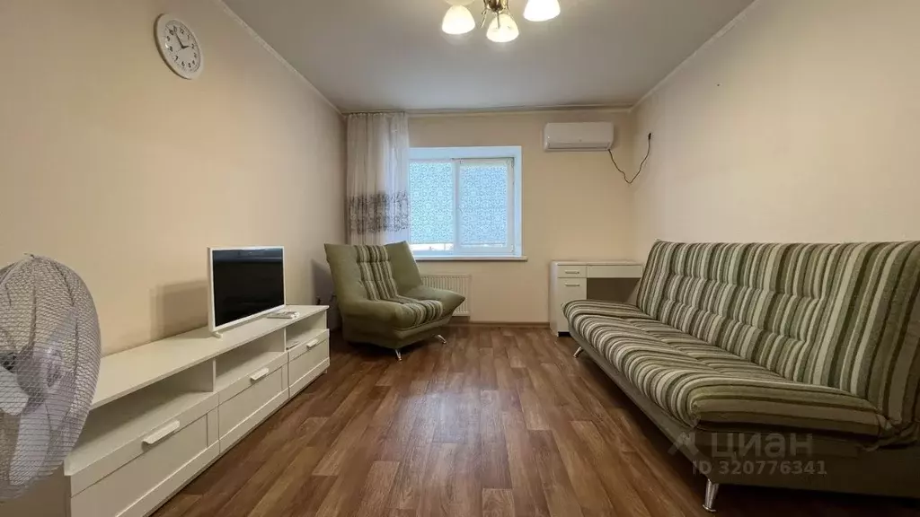 1-к кв. Волгоградская область, Волгоград ул. Балакирева, 2 (38.0 м) - Фото 1