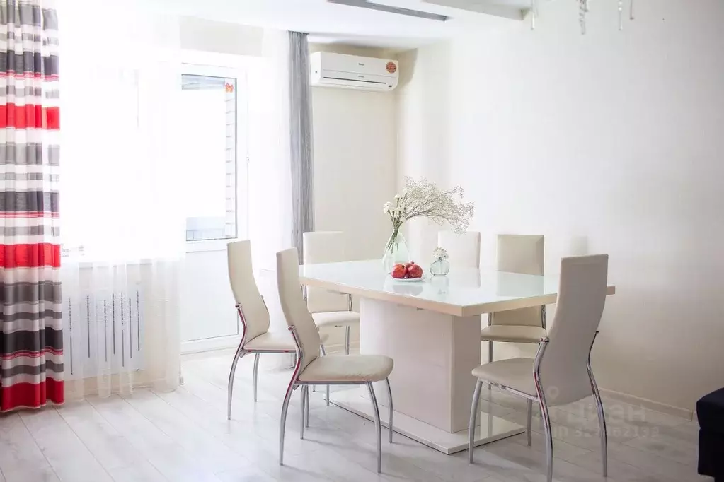 2-к кв. Кировская область, Киров ул. Владимирская, 42Б (70.0 м) - Фото 1