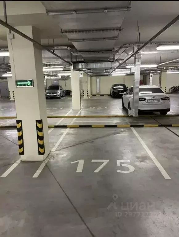 Гараж в Санкт-Петербург ул. Адмирала Трибуца, 10 (13 м) - Фото 1