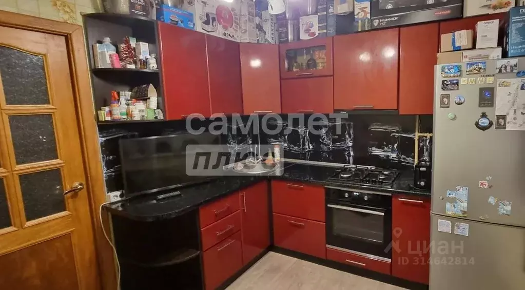 2-к кв. Белгородская область, Старый Оскол ул. Свердлова, 25 (53.0 м) - Фото 0