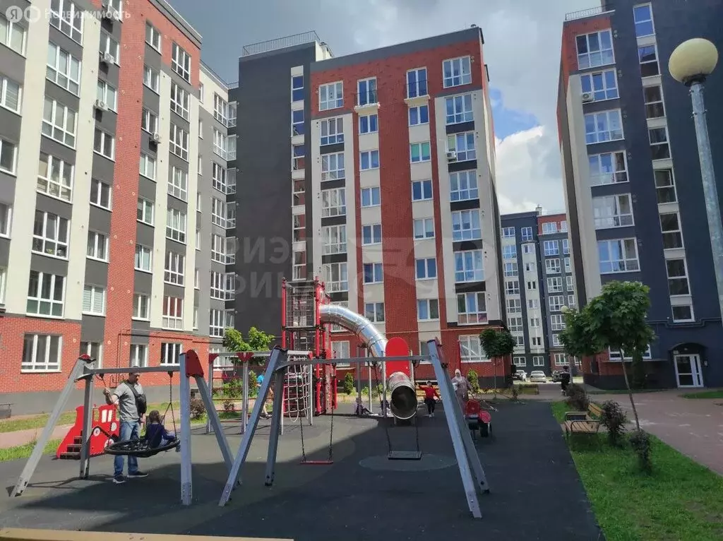 2-комнатная квартира: Калининград, Коммунистическая улица, 24 (60 м) - Фото 2