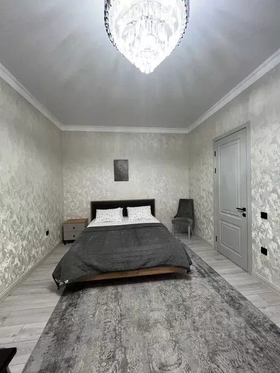 2-к кв. Дагестан, Махачкала просп. Насрутдинова, 55к3 (43.0 м) - Фото 0