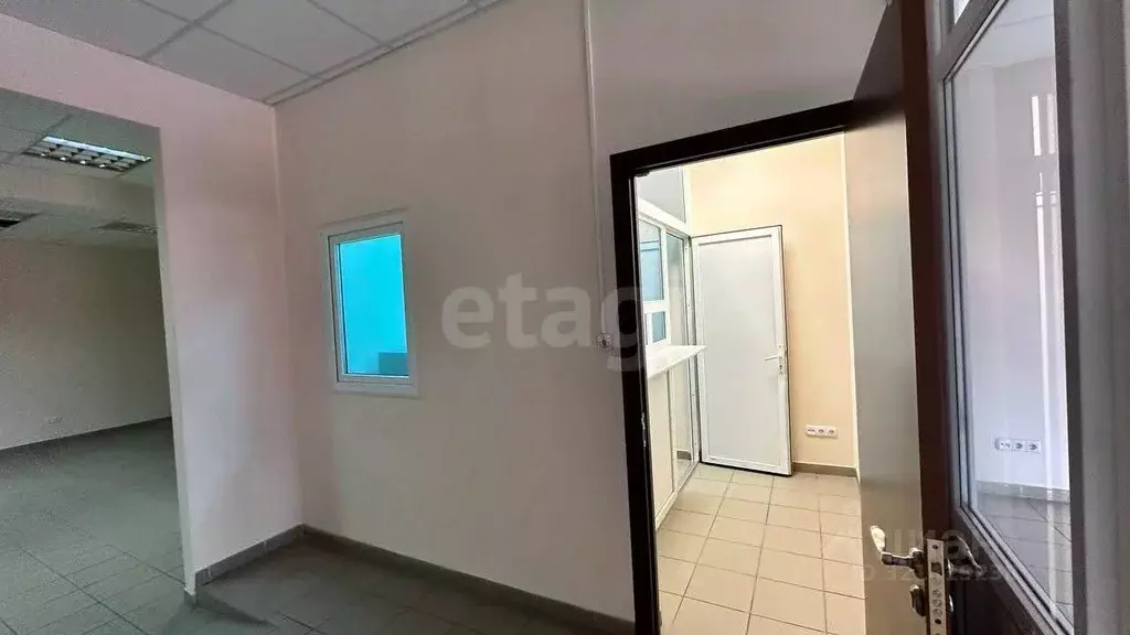 Офис в Крым, Симферополь городской округ, пос. Битумное ул. Внешняя ... - Фото 1