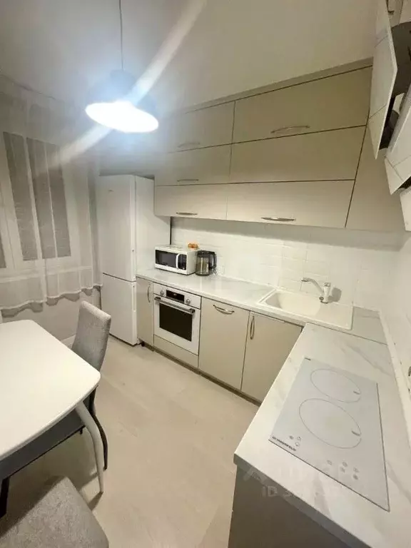 2-к кв. Тюменская область, Тюмень Ямская ул., 75к1 (46.9 м) - Фото 1