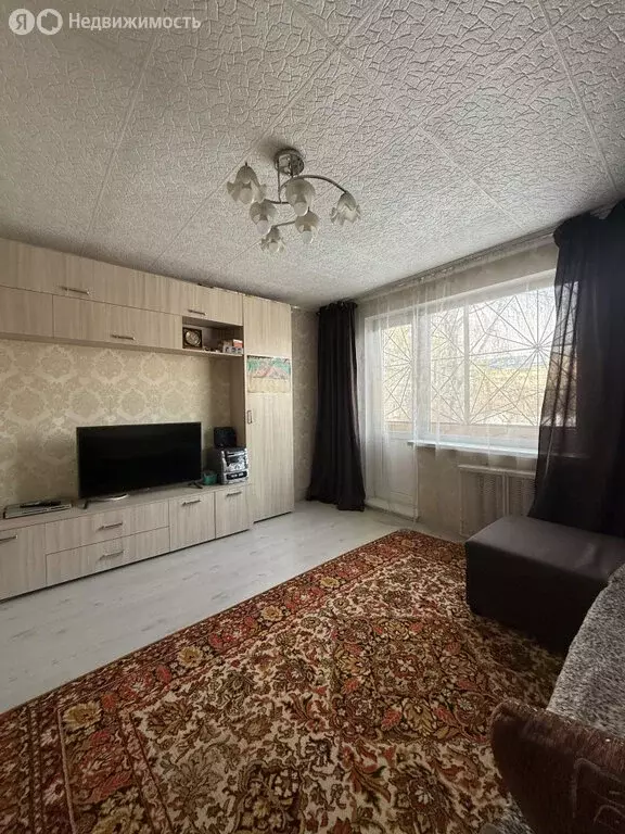 2-комнатная квартира: Екатеринбург, улица Патриотов, 10 (42.2 м) - Фото 2