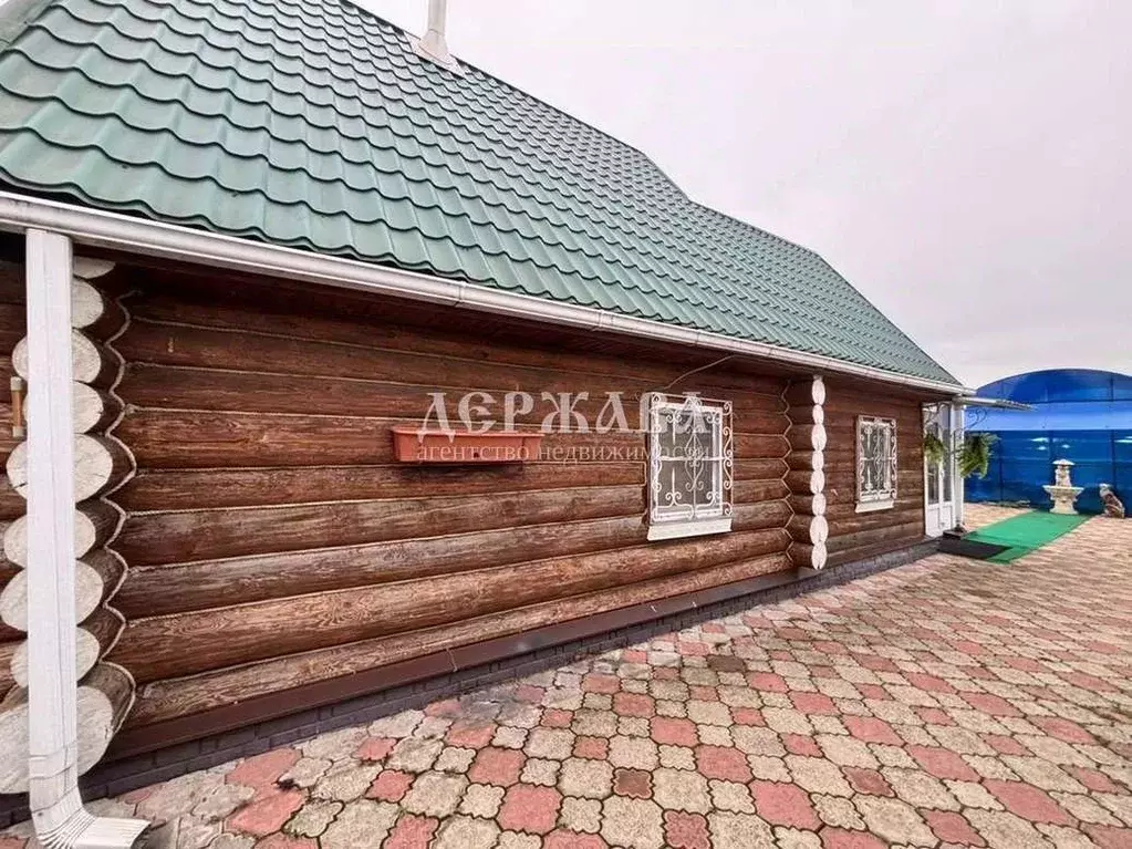 Дом в Белгородская область, Старооскольский городской округ, с. ... - Фото 1