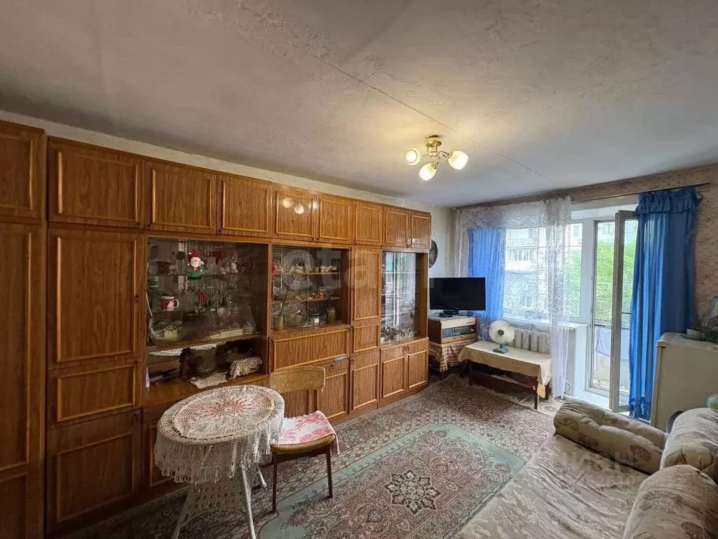 2-к кв. Приморский край, Артем ул. Ватутина, 6/1 (39.9 м) - Фото 0