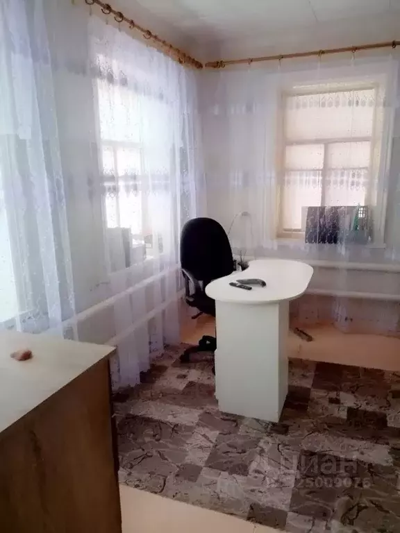 Дом в Ростовская область, Зерноградский район, Мечетинская ст-ца  (58 ... - Фото 2