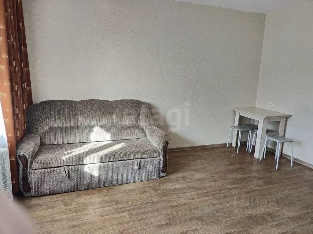 Студия Челябинская область, Челябинск ул. Александра Шмакова, 31 (28.0 ... - Фото 1