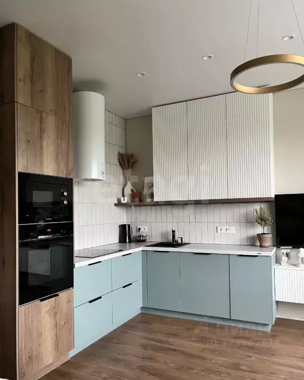 2-к кв. Свердловская область, Екатеринбург ул. Татищева, 136 (72.1 м) - Фото 0