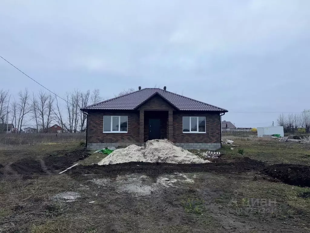 Дом в Белгородская область, Корочанский район, Мелиховское с/пос, с. ... - Фото 2