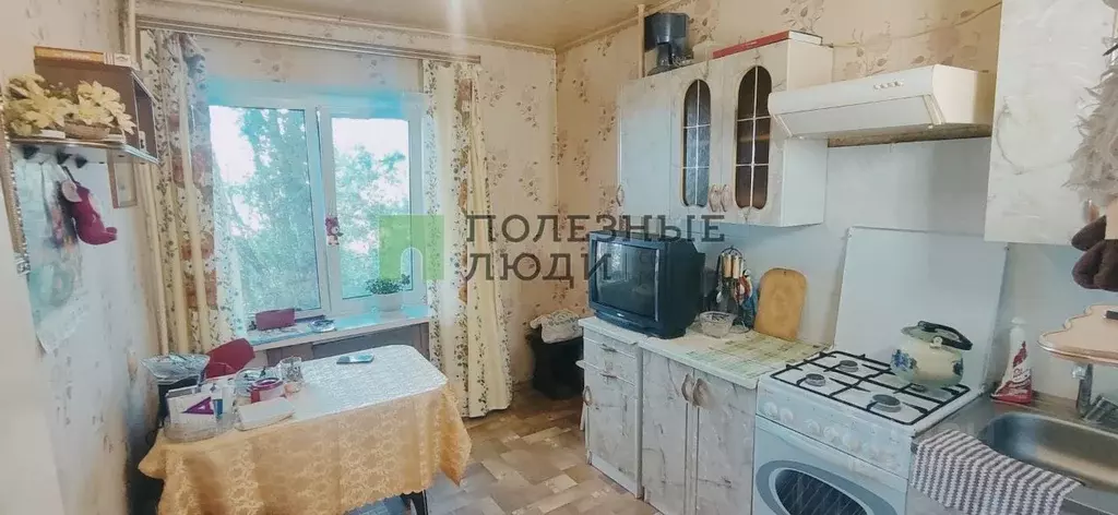 2-к кв. Саратовская область, Саратов ул. Имени А.И. Куприянова, 16А ... - Фото 0