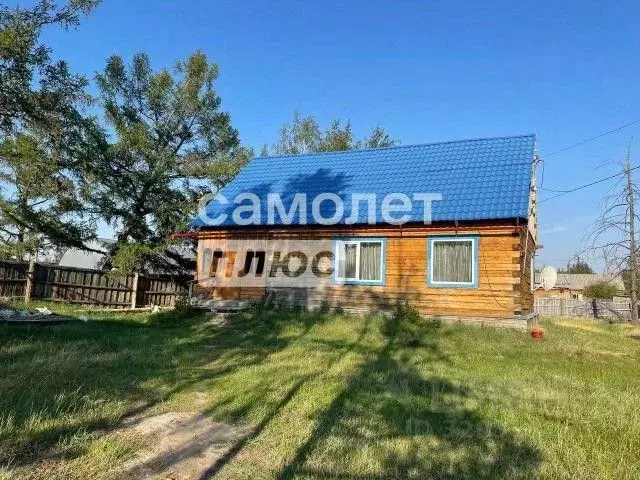Дом в Саха (Якутия), Горный улус, с. Бердигестях ул. Мира, 11 (76 м) - Фото 0