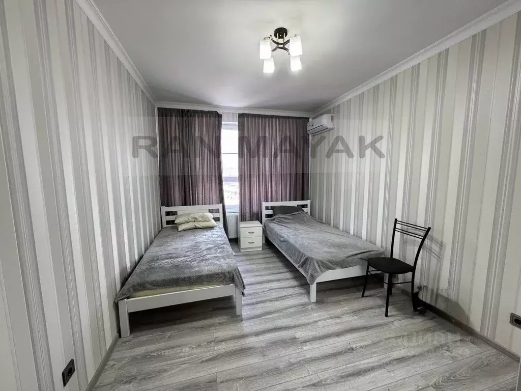 2-к кв. Адыгея, Майкоп ул. К.А. Васильева, 2/1 (64.0 м) - Фото 2